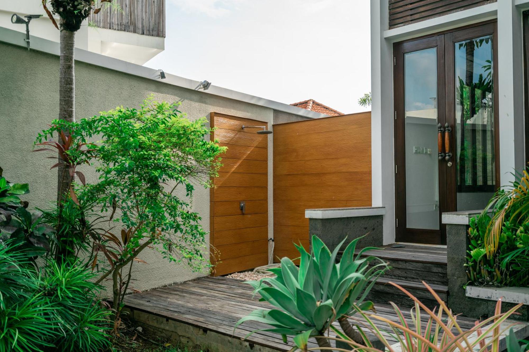 Dreamscape Bali Villas Canggu Экстерьер фото
